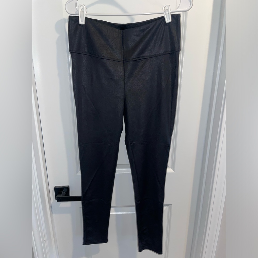 Women’s Coated Leggings